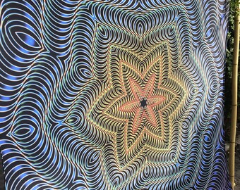 Tapisserie illusion d'optique réactive aux UV, art psychédélique esprit forêt