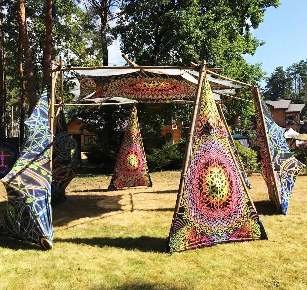 Glow in the Dark Party Decor Blacklight Tapestry Festival Rave UV Canopy Psychedelic Stage Decoration Gazebo Sacred Geometry Art Triangle