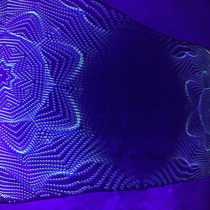 Glow in the Dark Netzstoff, Neon 3D Psychedelische Kunst, Schwarzlicht Dekor