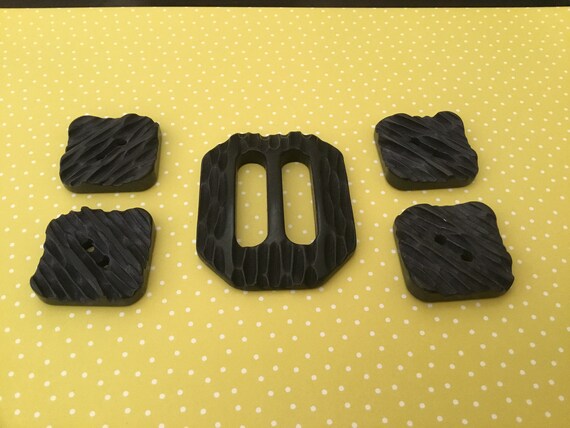 Host PICK! Rare Vintage Bakelite Buckles & Buttons Vintage | Accessories | Host Pick Rare Vintage Bakelite  main image 2