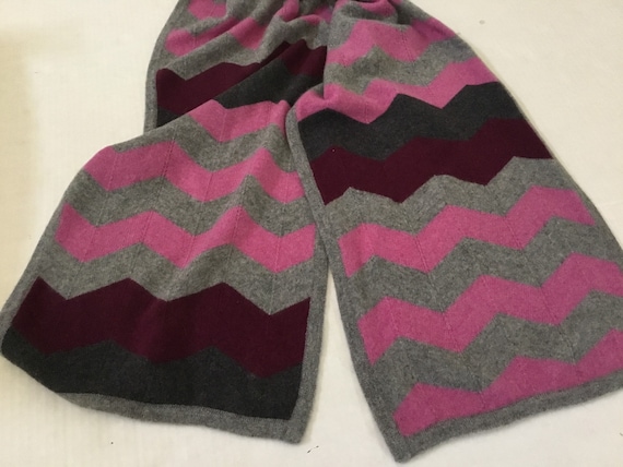 Vintage Scarf / Oblong Cashmere / Pink, Gray and … - image 1