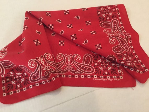 Vintage Turkey Red Bandana / Tower with Paisley a… - image 4