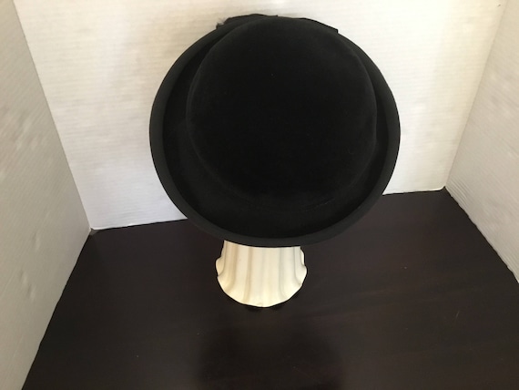 Vintage Henry G Ross Millinery Hat  Black Beret Pillbox Fascinator Feather Vintage black hat henry - Gem main image 3
