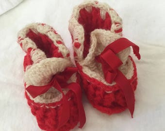 Vintage Baby Booties / Christmas Red and White
