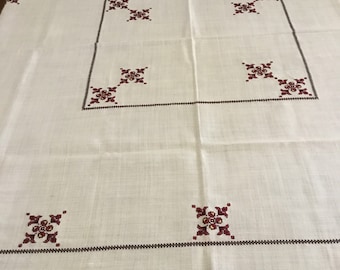 Vintage Tablecloth / Ecru Linen with Cross Stitch Embroidery