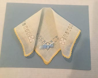 Vintage Handkerchief / White Pulled Thread Embroidery / Something Blue