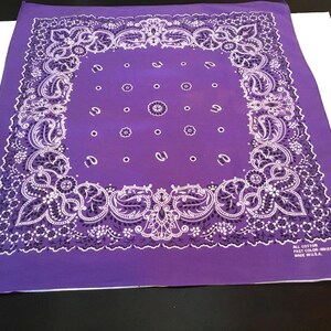 Vintage Bandanna / Purple with Tiny Flowers