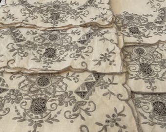 Vintage Table Linens / Madeira Embroidery / 6 Placemats
