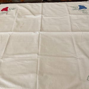 Vintage Tablecloth  / Cotton Muslin / Hand Embroidery and Appliqué / Bright Morning Glories