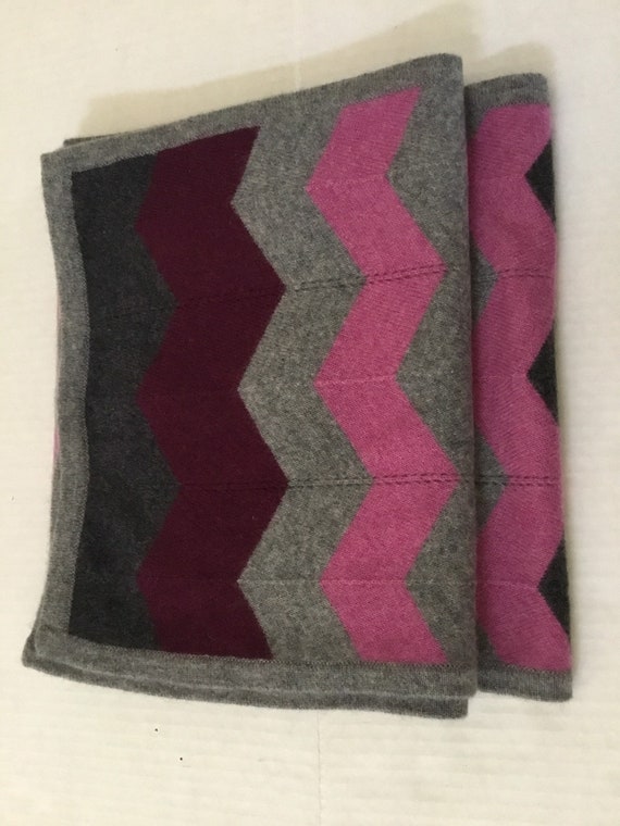 Vintage Scarf / Oblong Cashmere / Pink, Gray and … - image 4