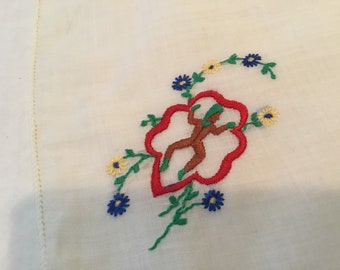 Vintage Handkerchief / Embroidered RED Brownie Trefoil Emblem