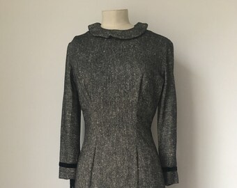 Stunning Genuine Vintage 1940s-1950s Tailored Black Wiggle Dress