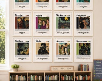 Puede incluir: Una exhibición mural con carteles literarios enmarcados. Los carteles muestran portadas de libros y nombres de autores, incluyendo "Moby Dick", "Treasure Island" y "Romeo y Julieta". Debajo, una estantería con libros categorizados como "Clásicos", "Ficción", etc. También se ve el texto "Read. Think. Grow".