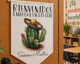 Personalized Spanish Teacher Door Sign | Custom Name Foreign Language Maestra Classroom Pennant Hanger | Welcome to our Class Banner Gift