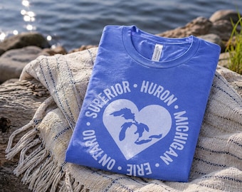 T-shirt Cœur des Grands Lacs | T-shirt Lac Ontario | Lac Érié, Michigan, Lac Supérieur, Lac Huron, Ontario | Cadeau Grands Lacs | Cadeaux pour les amoureux de la navigation, du camping et des lacs