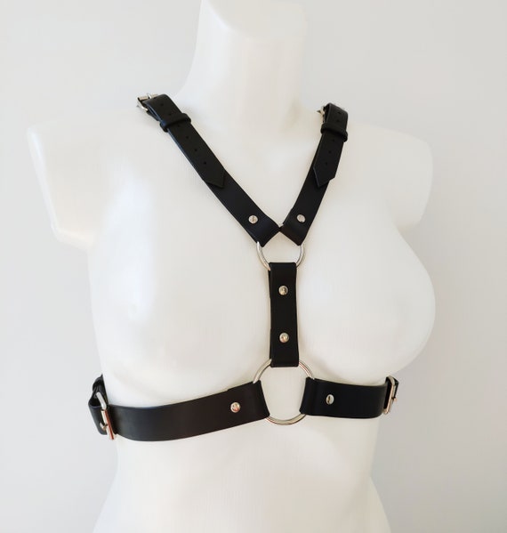 Unisex Leather Body Harness, Plus Size Harness Belt, Genuine Leather Harness  Top, Bdsm Harness, Black Leather Harness, Chest Bondage -  Canada