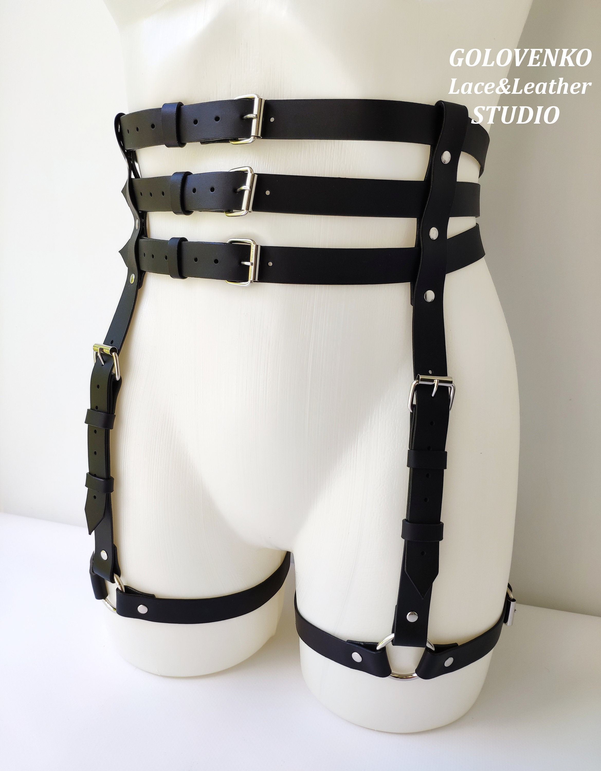 garter belt leather 10 Best Anal Stretching Toys For Anal Pleasures main image 0