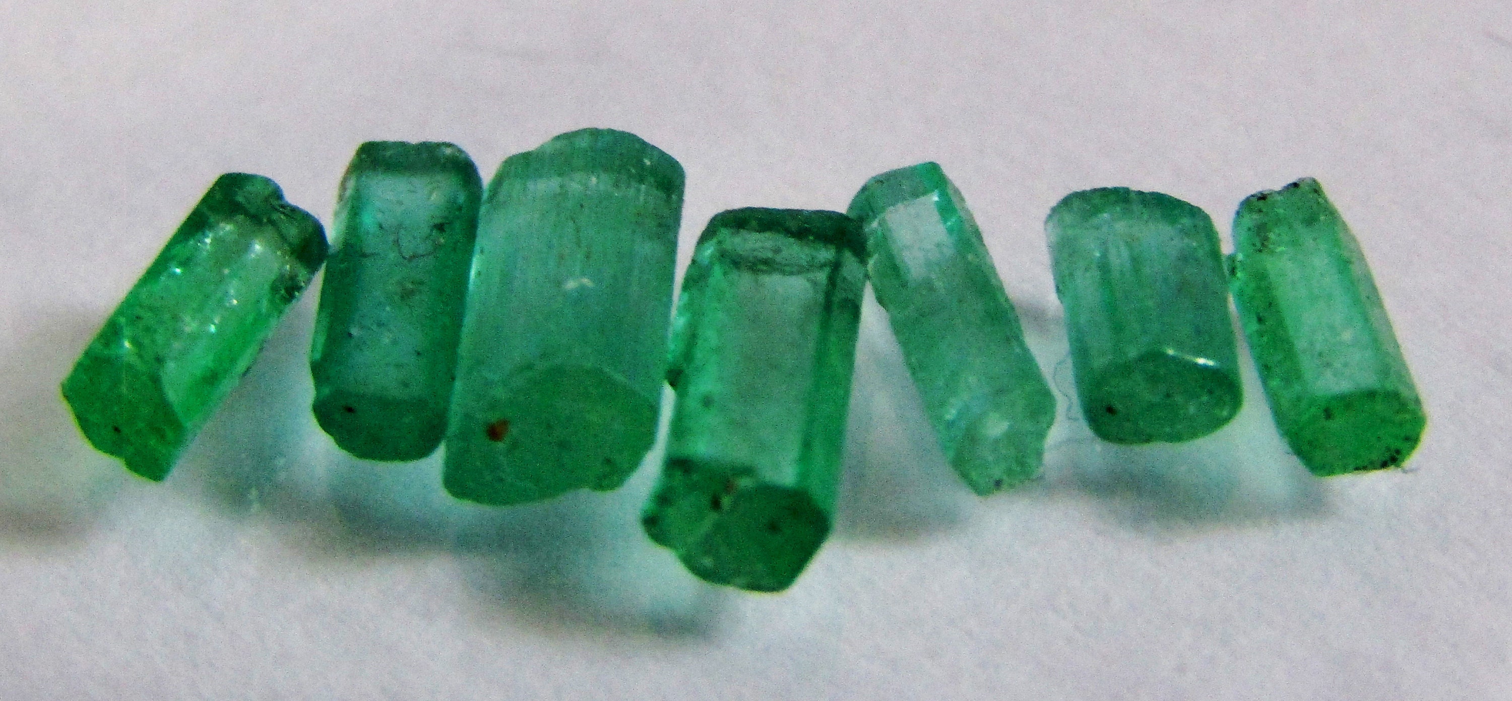 Hexagonal emerald crystals 7piece pack 1.8 cts total Etsy