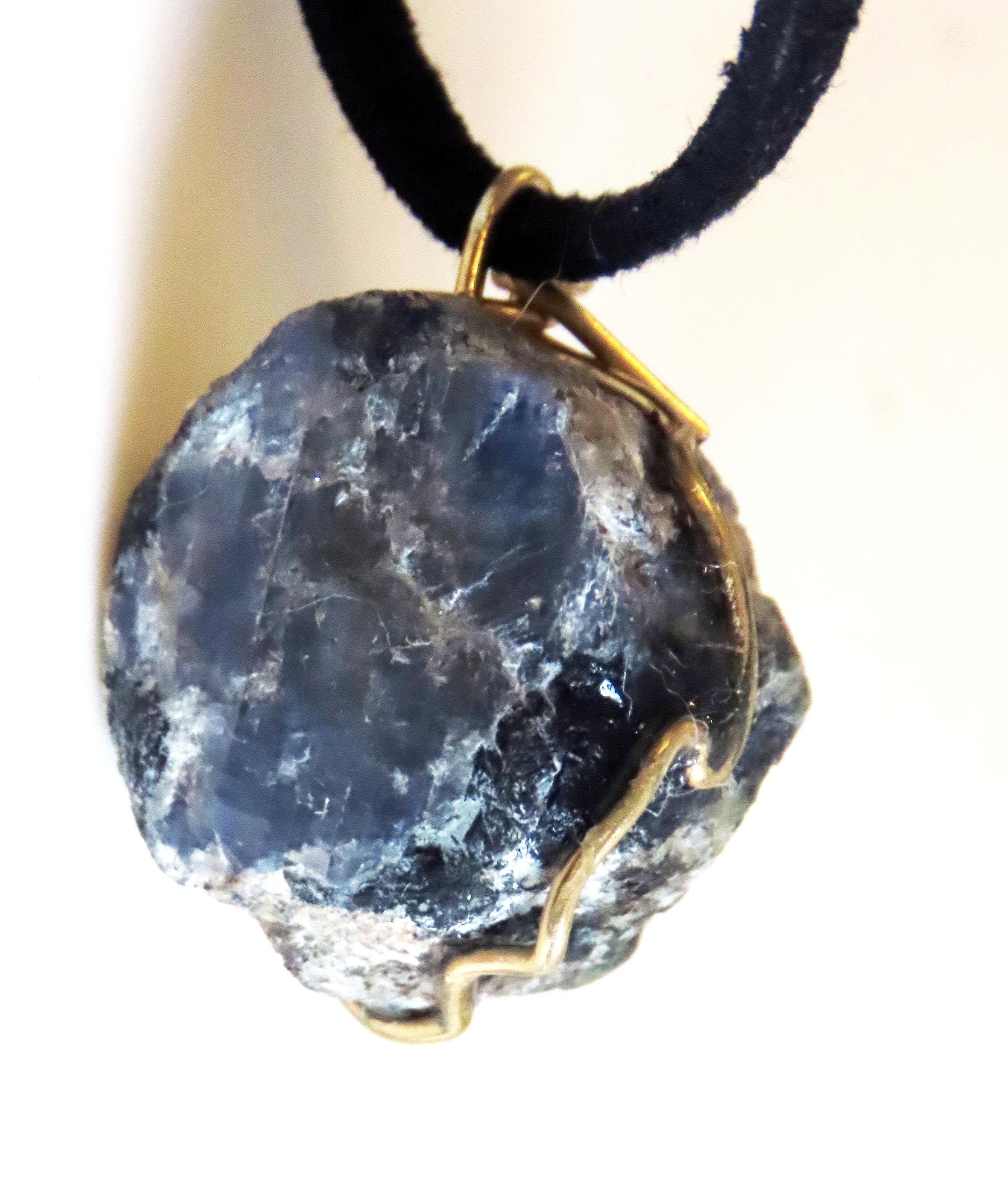 Saphir Bleu Brut Du Cachemire - Spécimen Naturel Pour Pendentif, Non Traité, Translucide