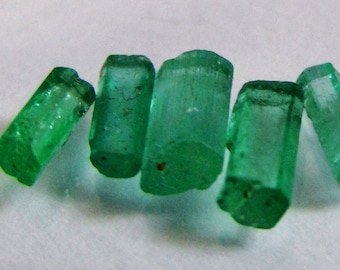 Natural Raw Green Emerald Crystal Specimens, Prismatic Form