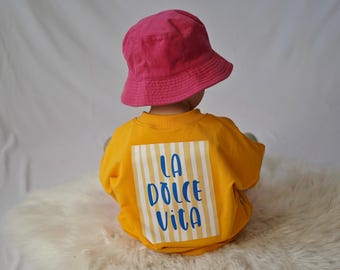 Oversize Kinder T-Shirt  "LA DOLCE Vita" in gelb |  Sommer Baby & Kinder Shirt | Gr. 62 bis 128 | Cooles Shirt mit Back- oder Frontprint
