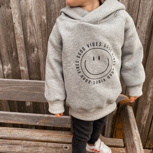 Oversize Hoodie Sweater Front Print Good Vibes Gr. 50/56 134/140 Baby Kinder Sweatshirt Statement in hellgrau Bild 7