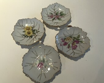 Vintage Bone China Set of 4 Leaf Style Dishes Made in Japan