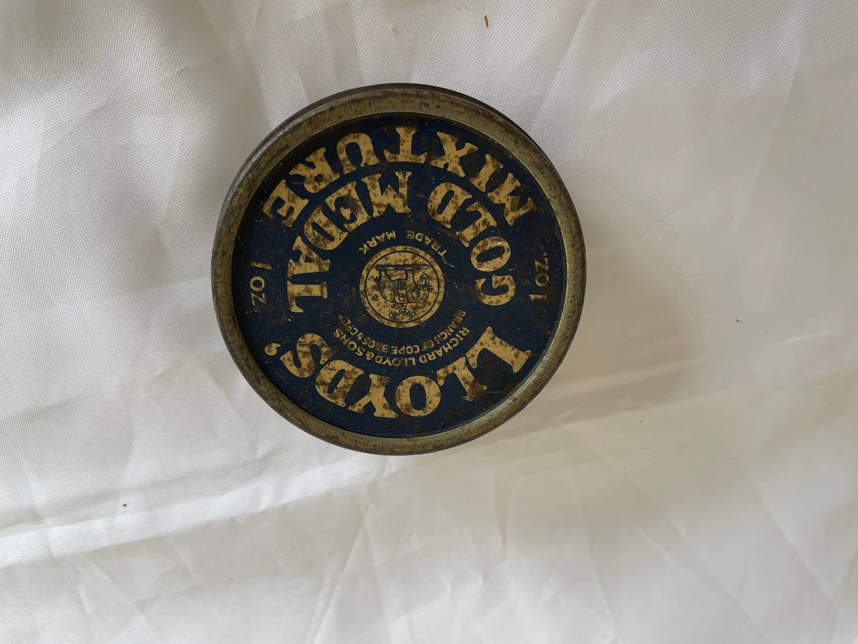 Collection of 4 vintage tins Etsy