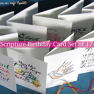Juego de tarjetas de cumpleaños de las Escrituras imprimibles, Paquete de 17 tarjetas de versículos de la Biblia (o arte de pared de las Escrituras de 5 x 7), Surtido de tarjetas de cumpleaños cristianas