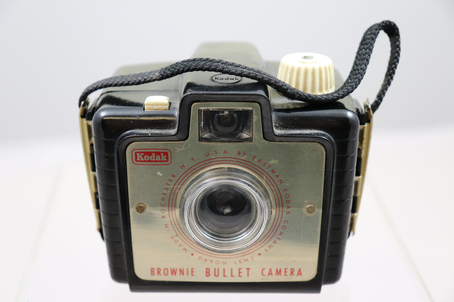 Vintage Kodak Brownie Bullet Camera Dakon Lens Etsy