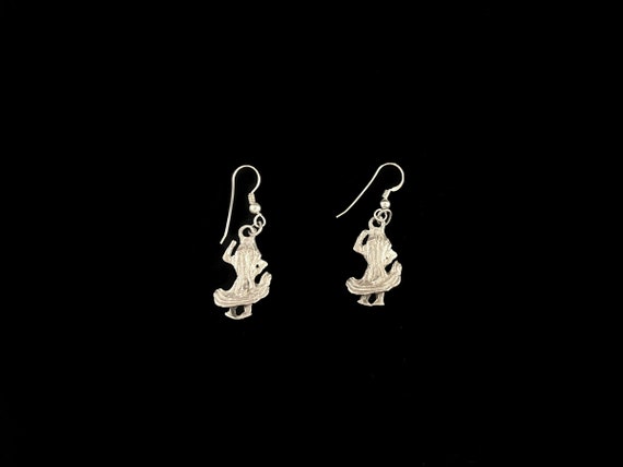 Silver Spanish Mexican dancing lady dangle earrin… - image 2