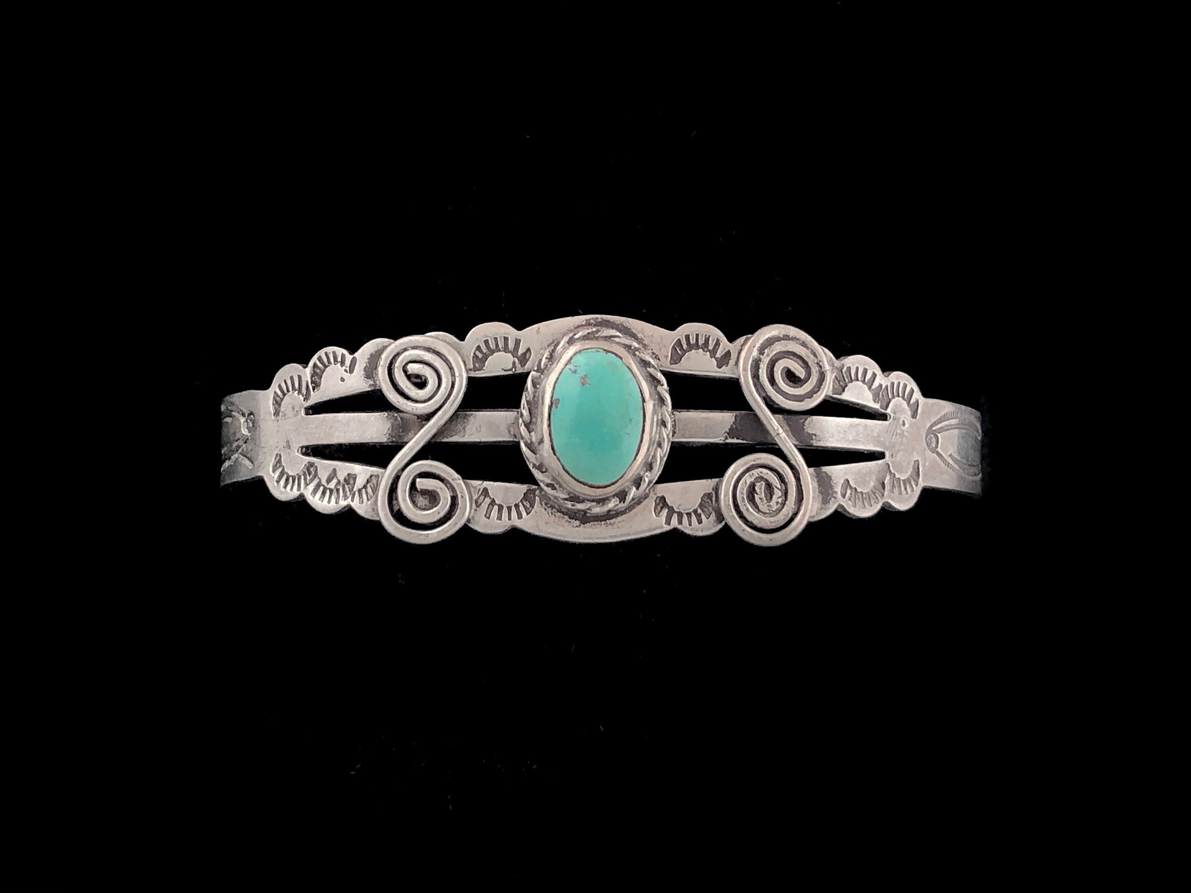 Find Fred Harvey–Era Southwest Jewelry at Peyote Bird