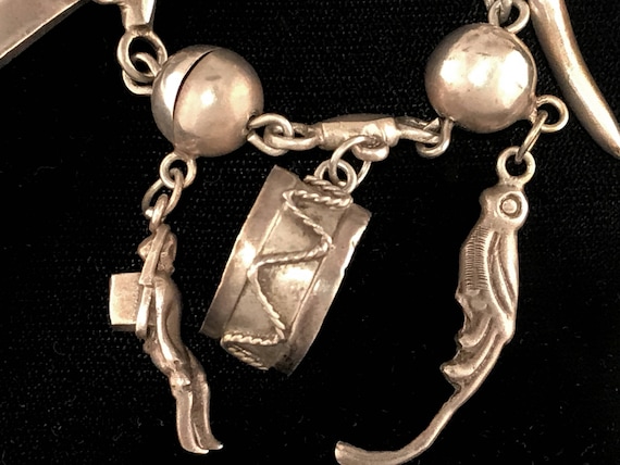 Mexican charm bracelet vintage/So. America