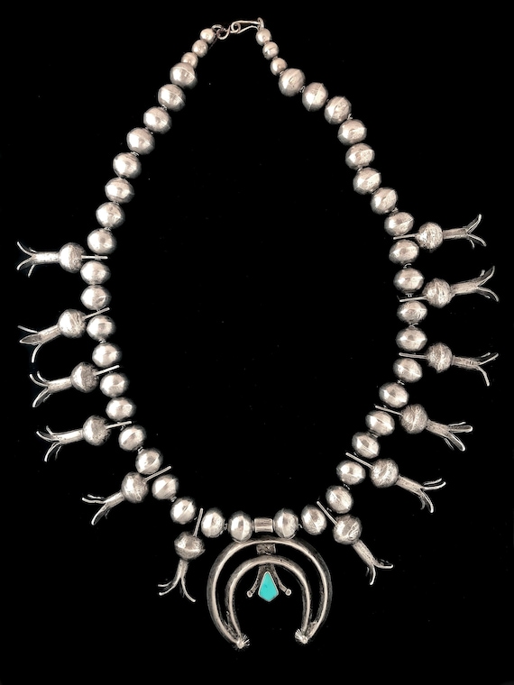 Elaborate Native American Navajo Royston Turquoise Sterling Silver Necklace With Trinket Box Elaborate Native American Navajo Royston Turquoise Sterling Silver Necklace With Trinket Box