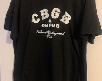 CBGB ... T Shirt  New York City.... New Wave and Punk Rock,,, Dive Bar    Band Scene
