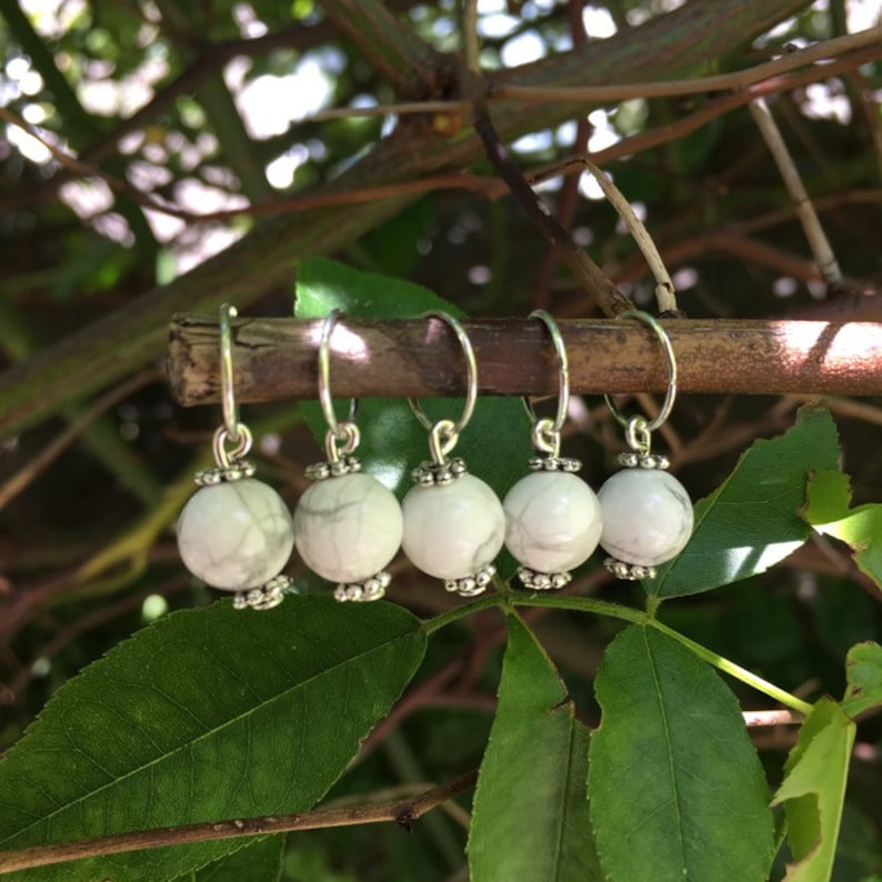 5 Howlite Gemstone Hair Rings Dreadlock Beads