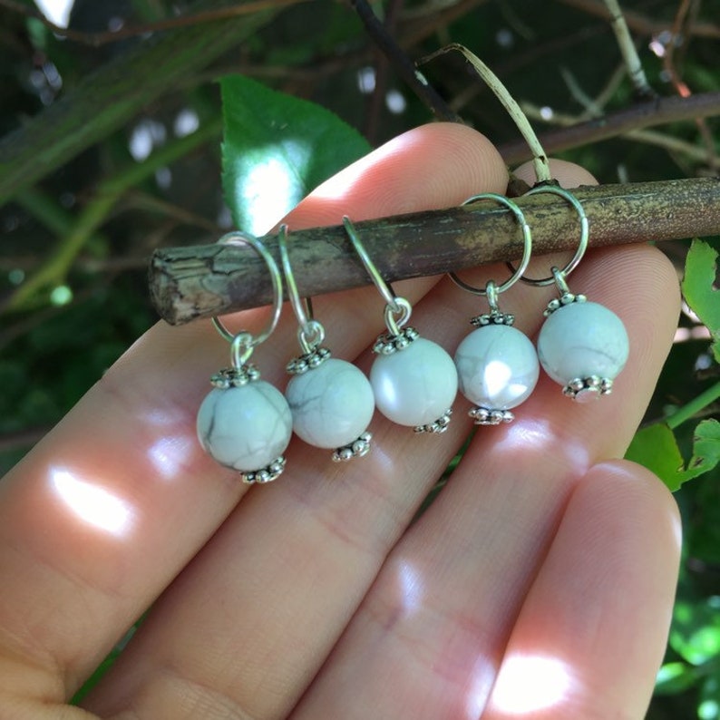 5 Howlite Gemstone Hair Rings Dreadlock Beads
