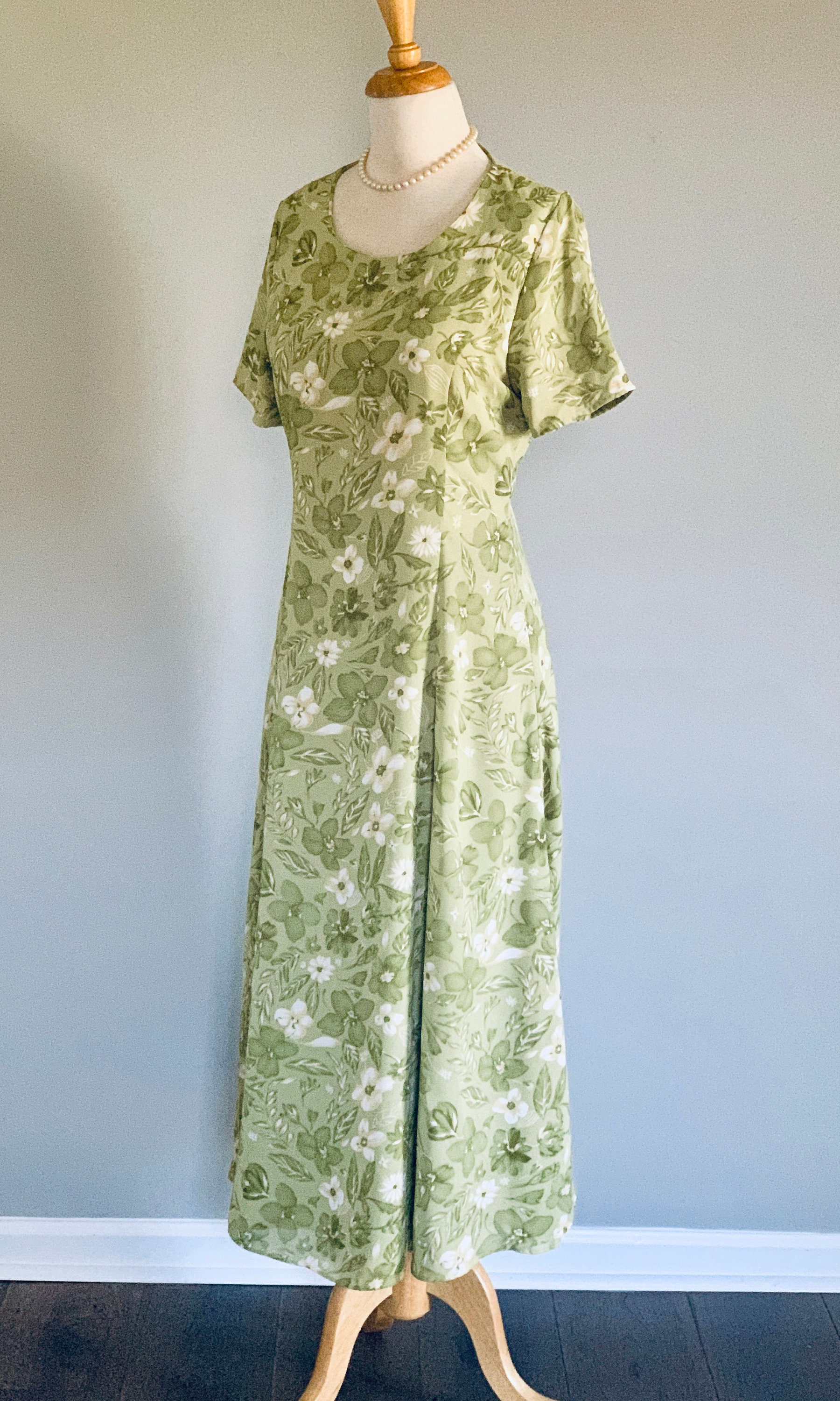 green vintage dress