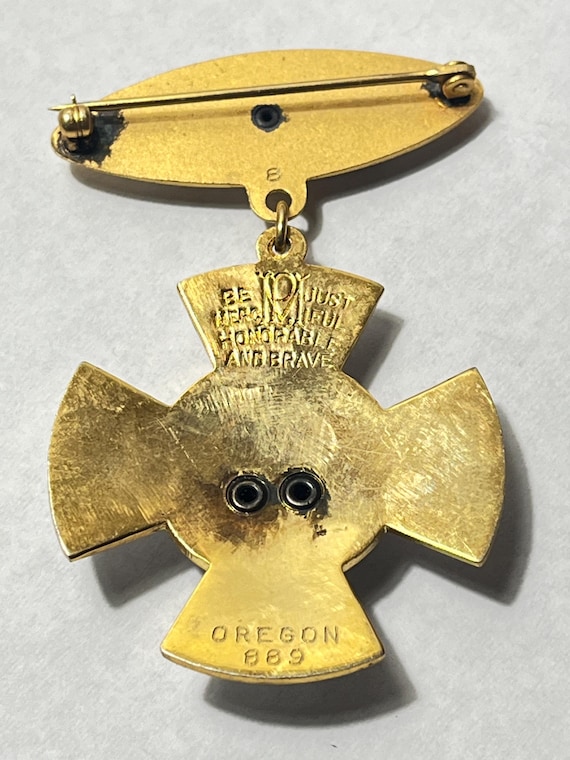 Vintage Rebekah Lodge Patriarch Chivalry Badge/Pin, Oddfellows Daughters of Rebekah Brooch,  Free Shipping, TO62 View 3