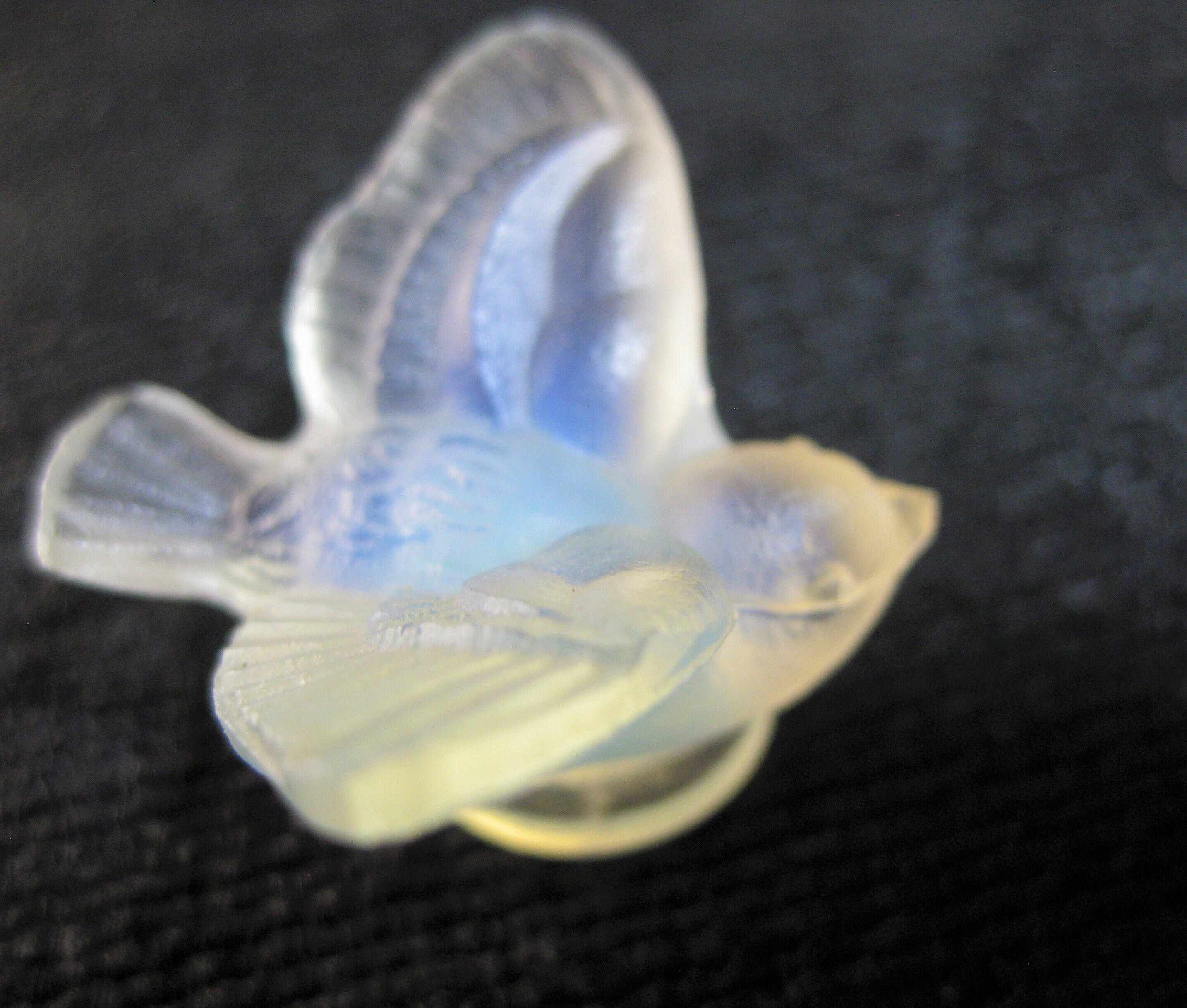 仏・SABINO  サビノ/オパールセントガラス　サイン入り 雀・置物 SABINO PARIS France Bird Sparrow Crystal Opalescent Antique