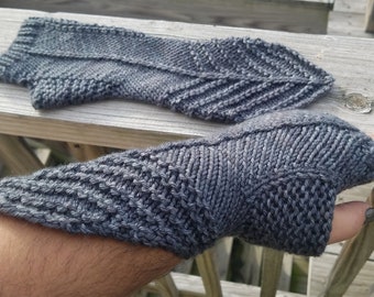 Demi Gaunt Fingerless Gloves Knitting Pattern