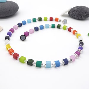 Ketting van Polaris-blokjes, kleurrijk, gradiënt, kettingsieraden, kleine blokjes, spacer zilver, cadeau voor vrouwen, magneetsluiting
