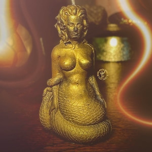 Medusa Candle | Dark Feminine Energy | Beauty | Power