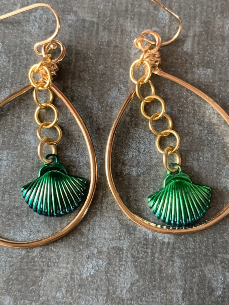 seashell loop