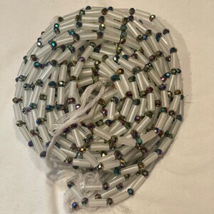 Waist beads, Tie on waist beads