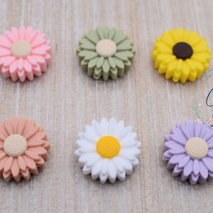 Bulk Small Sunflower silicone bead | Daisy | 22mm bead | Coneflower | necklace | Sensory | STIM | Fidget | Lanyard | Teacher | Pacifier