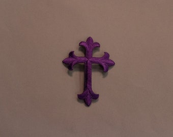 Applicazione termoadesiva a croce latina, viola, facile da usare 7,6 x 10,2 cm