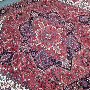 Antique 10x13 Heriz Rug(10x12.10 ft)Vintage Persian Heriz Rug,10x13 Area Rug,Large Living Room Heriz Rug,10x13 Designer Rug,10x13 Heriz Rug