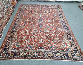8x11 Antique Heriz Rug: 7'7"x10'11'' Hand-Woven Wool Vintage Floral Design Rug 1930s