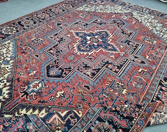 8x11 Antique Heriz Rug: 7'10"x10'9'' Hand-Woven Wool Vintage Medallion Turkish Rug 1940s
